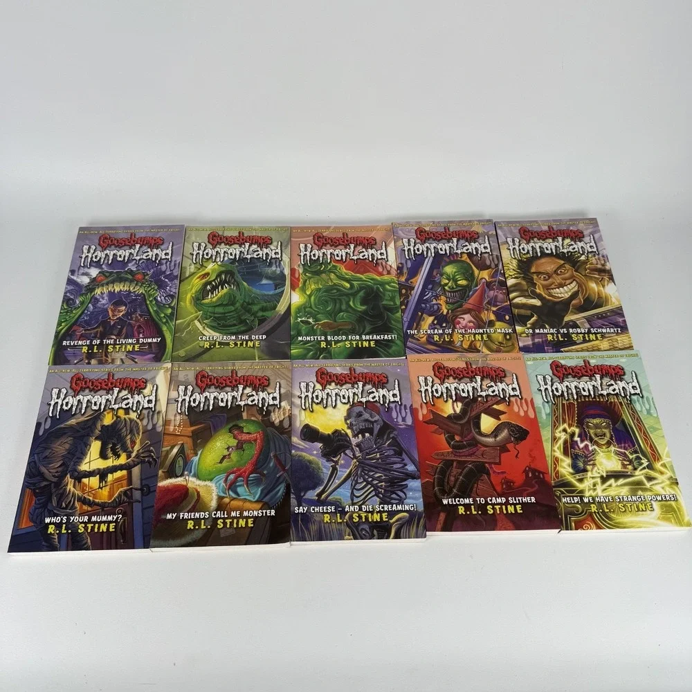 Lot Of 10 Goosebumps Horrorland 2008 Books‎ R.L. Stine